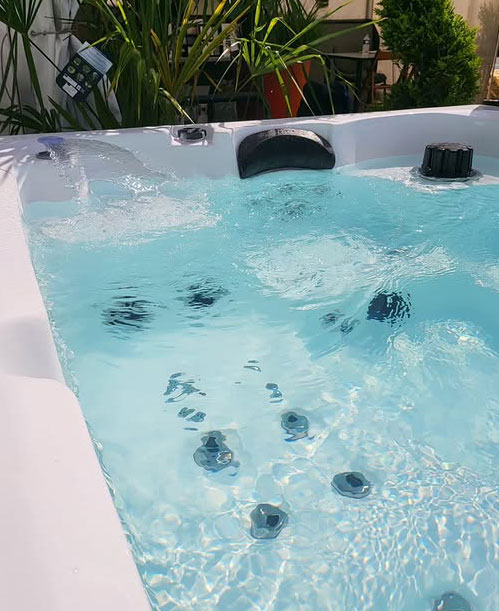 Création de Piscines et Spas haut de gamme en Auvergne